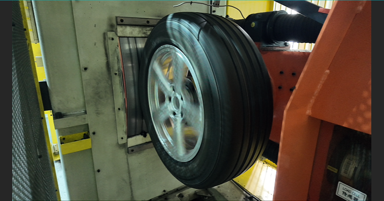 Tire hub assembly in LSW factory radial fatigue testing facility