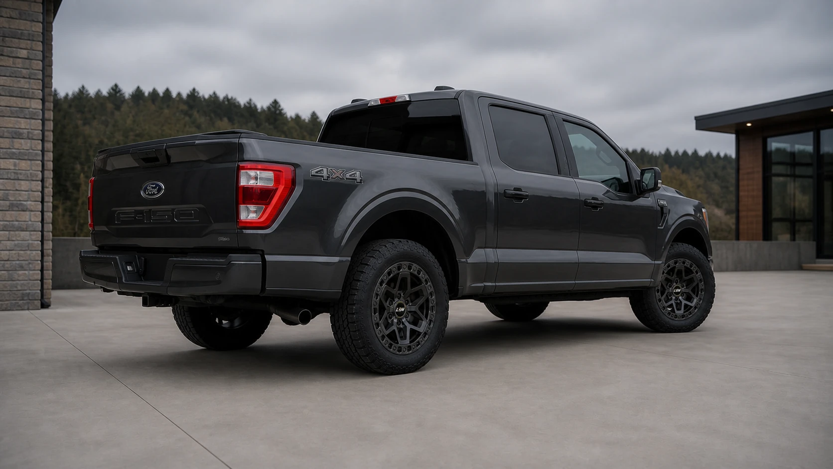 Ford F-150 LSR001 wheel detail