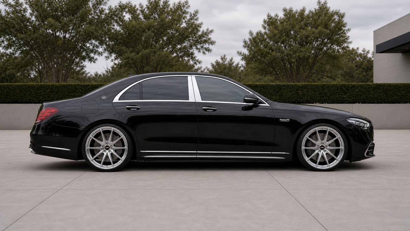 Mercedes-Benz S-Class installation image 11