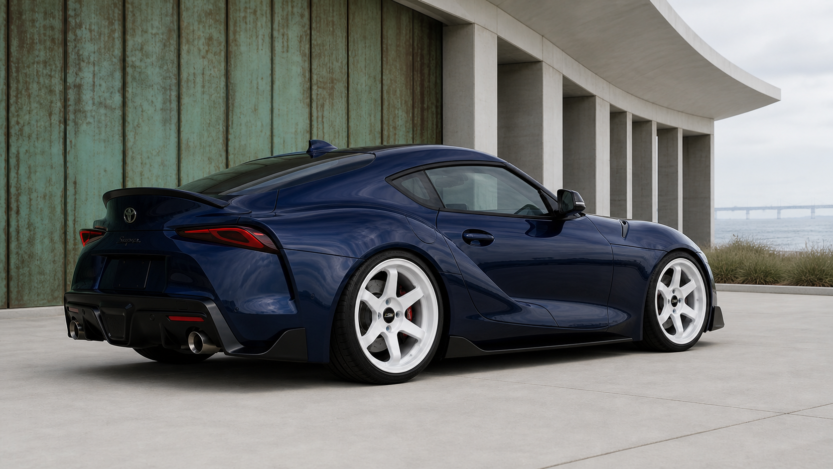 Toyota GR Supra loading case picture 9